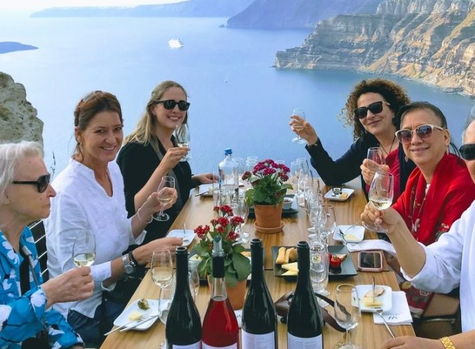 Traditional Santorini Private Tour with Wine Tasting