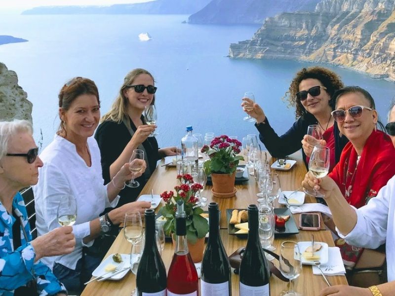 Traditional Santorini Private Tour with Wine Tasting